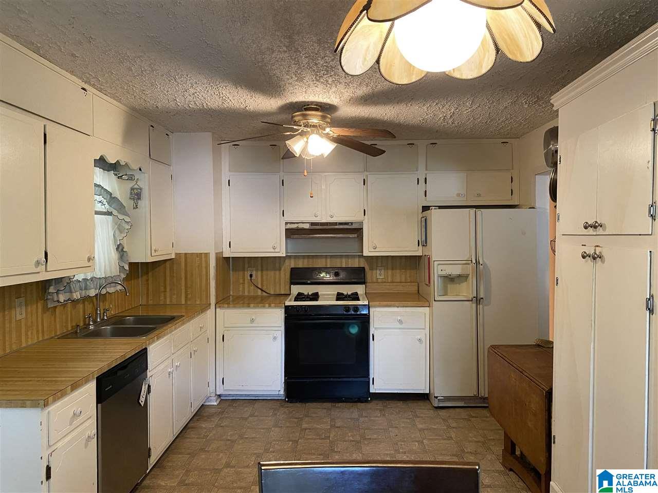 2404 Jana Road Birmingham, AL 35235 - Photo 4 of 20