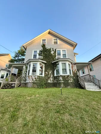 $2,650 | 39 Loveland Street, Middletown, CT 06457