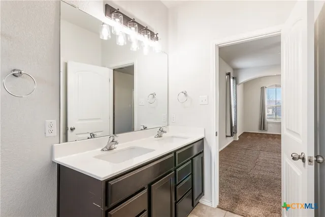 $275,000 | 1129 Ibis Falls Loop, Jarrell, TX 76537