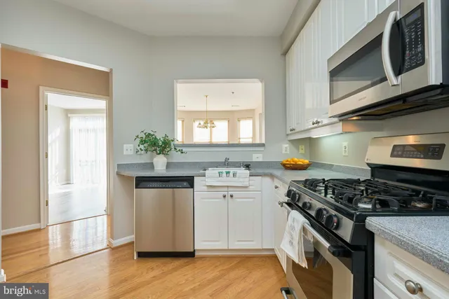 $559,000 | 1851 Stratford Park Place, Unit 212, Reston, VA 20190