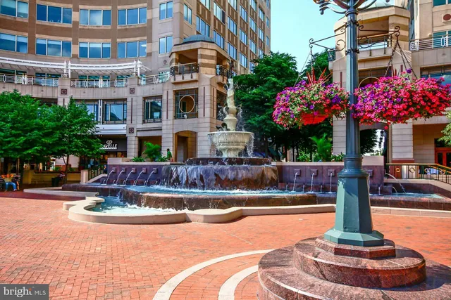 $559,000 | 1851 Stratford Park Place, Unit 212, Reston, VA 20190