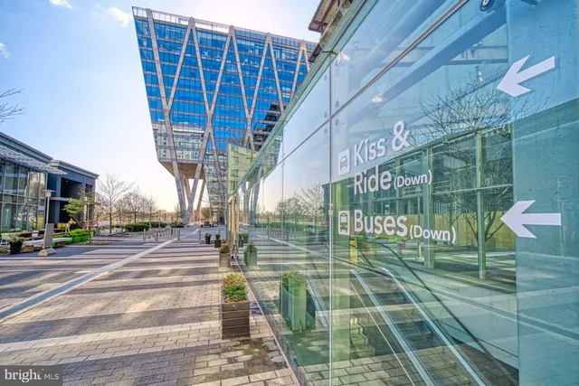 $559,000 | 1851 Stratford Park Place, Unit 212, Reston, VA 20190