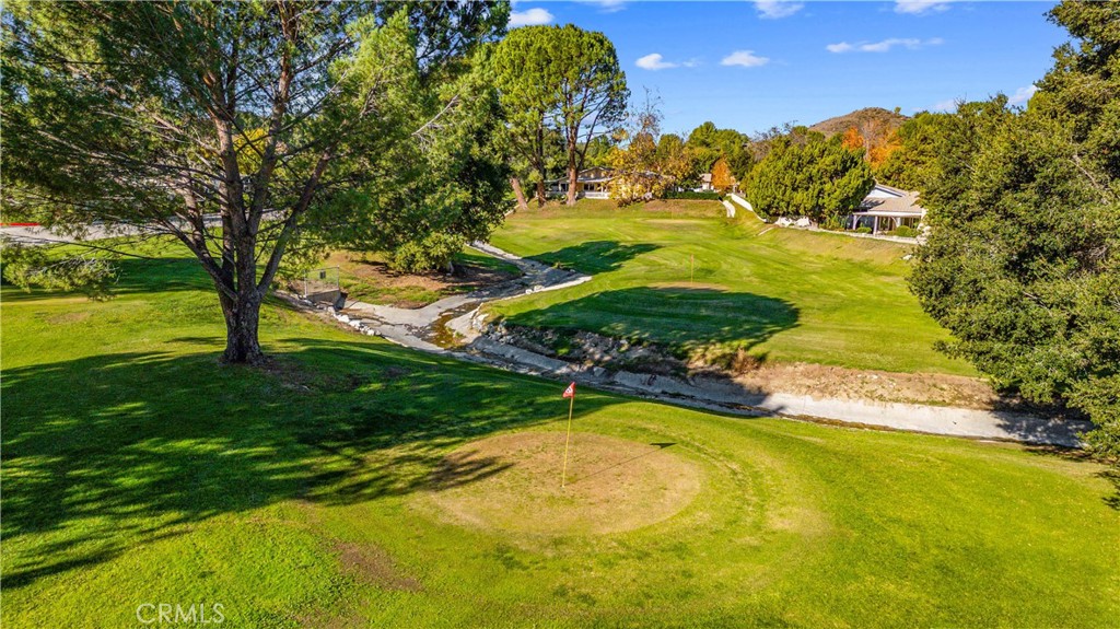 26562 Cardwick Court Newhall, CA 91321 - Photo 30 of 34 Golf Course