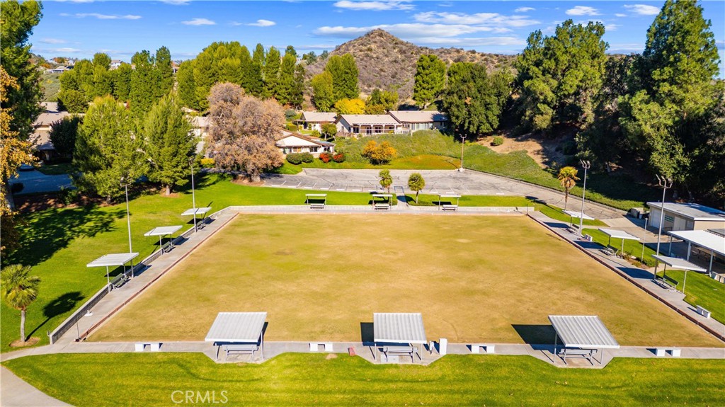 26562 Cardwick Court Newhall, CA 91321 - Photo 31 of 34 Bocce Court