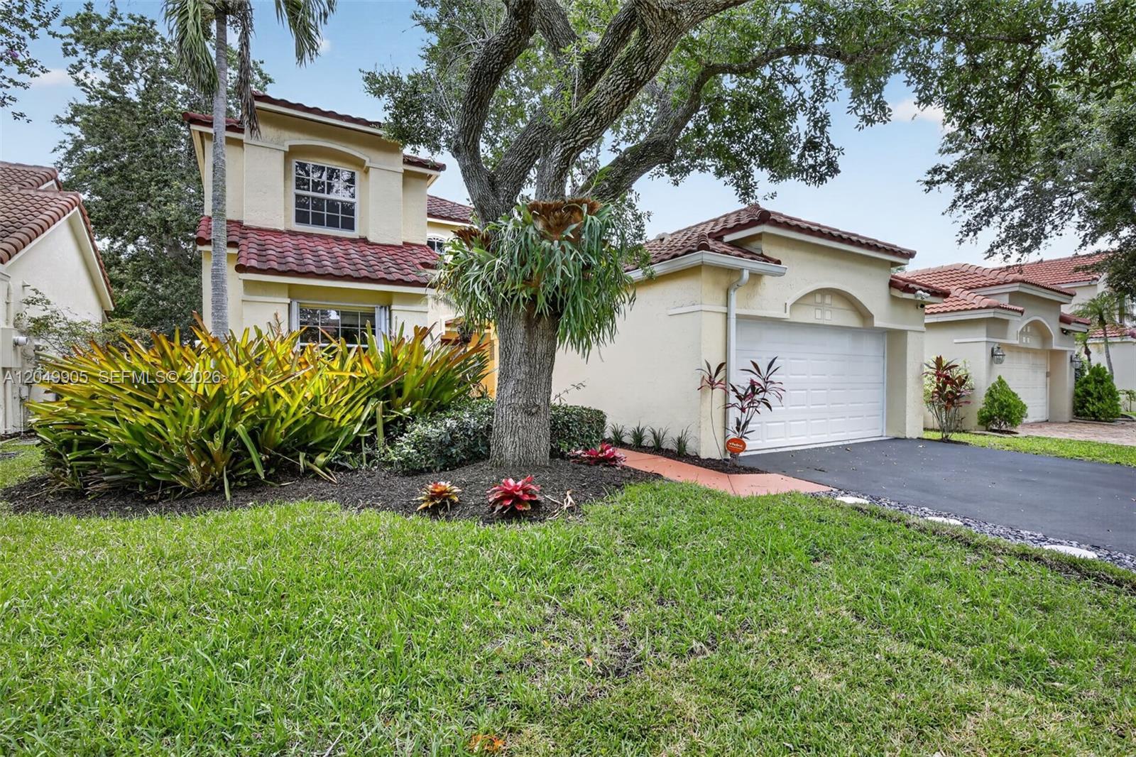 1485 Seabay Road Weston, FL 33326 - Photo 1 of 29