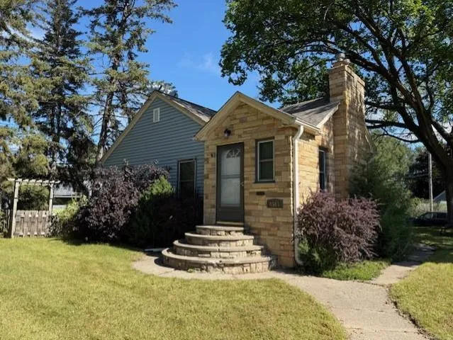 $337,000 | 4501 Jefferson Street Northeast, Columbia Heights, MN 55421