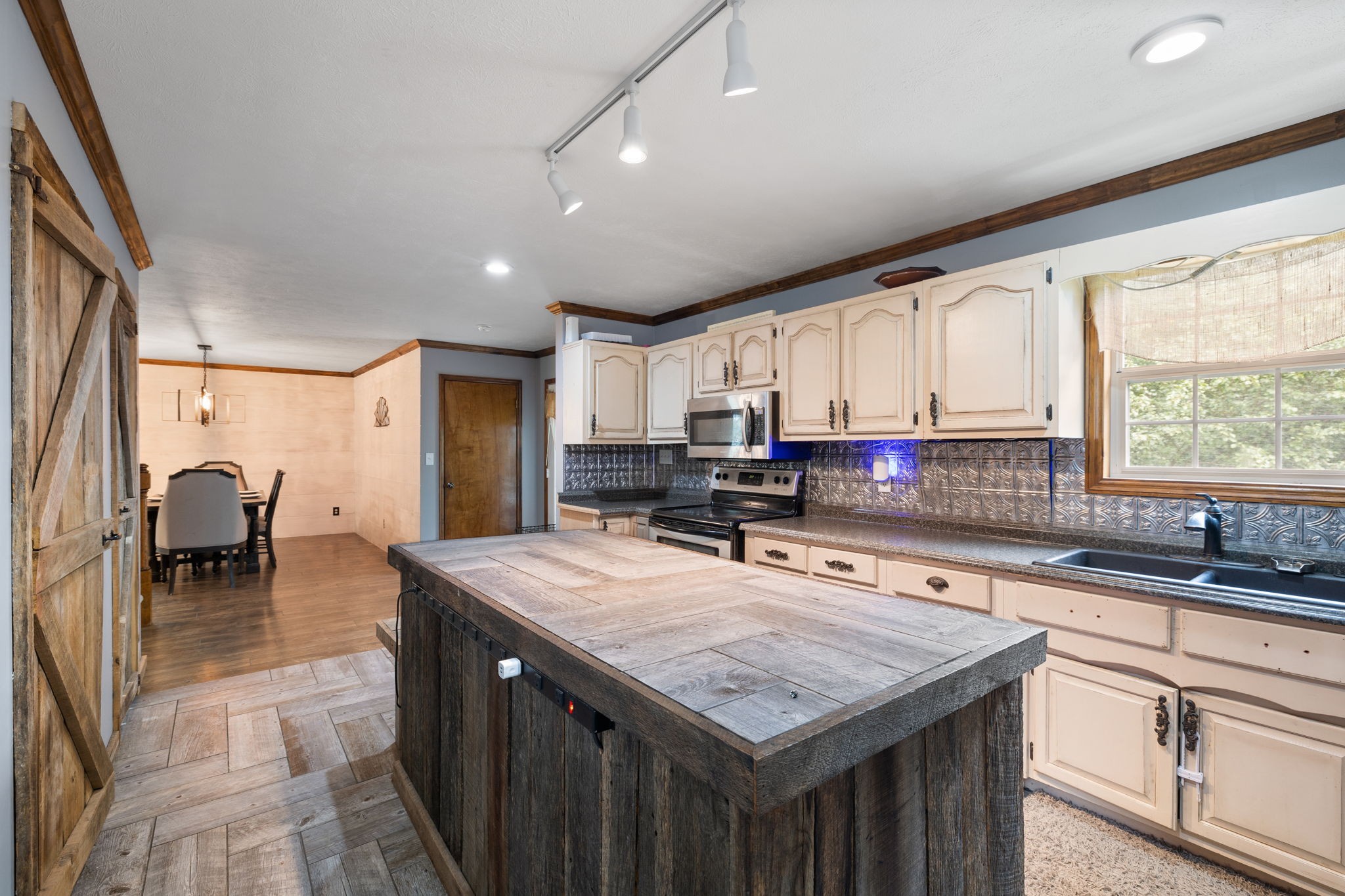 208 Claude Carroll Road Hohenwald, TN 38462 - Photo 17 of 43 Gallery Image 17