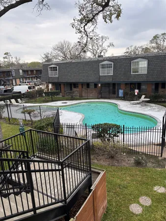 $1,400 | 9029 Gaylord Drive, Unit 126, Houston, TX 77024