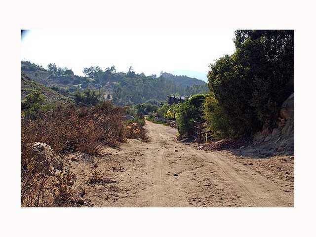 Cathy Lane Fallbrook, CA 92028 - Photo 13 of 13