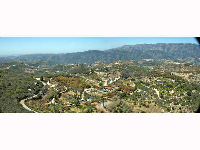 Cathy Lane Fallbrook, CA 92028 - Photo 3 of 13