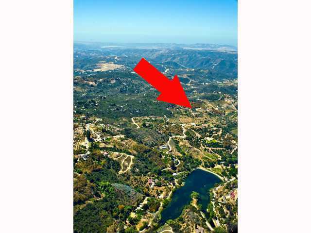 Cathy Lane Fallbrook, CA 92028 - Photo 5 of 13