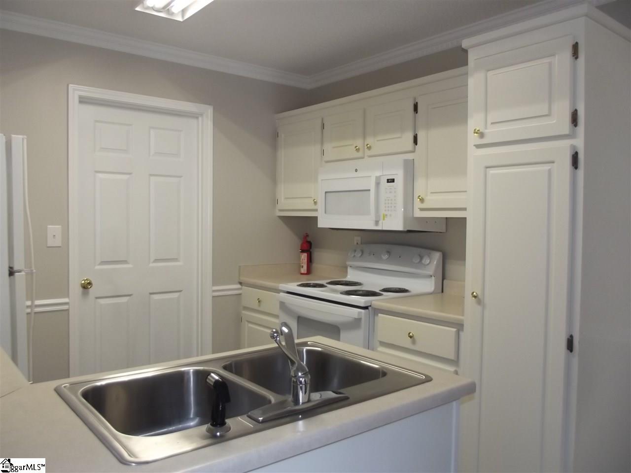 419 East Butler Road, Unit 15 Mauldin, SC 29662 - Photo 11 of 23 Gallery Image 11
