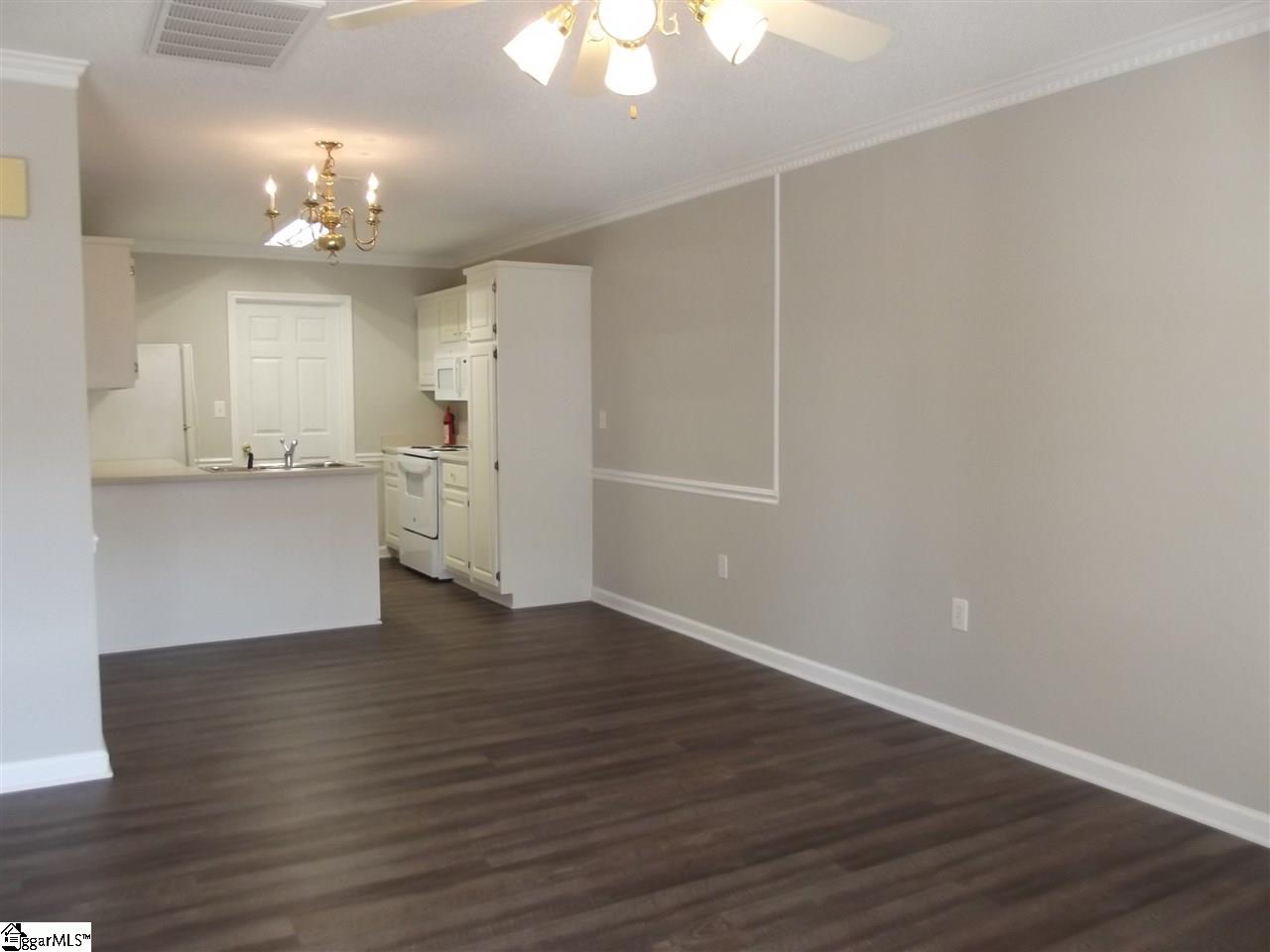 419 East Butler Road, Unit 15 Mauldin, SC 29662 - Photo 6 of 23 Gallery Image 6