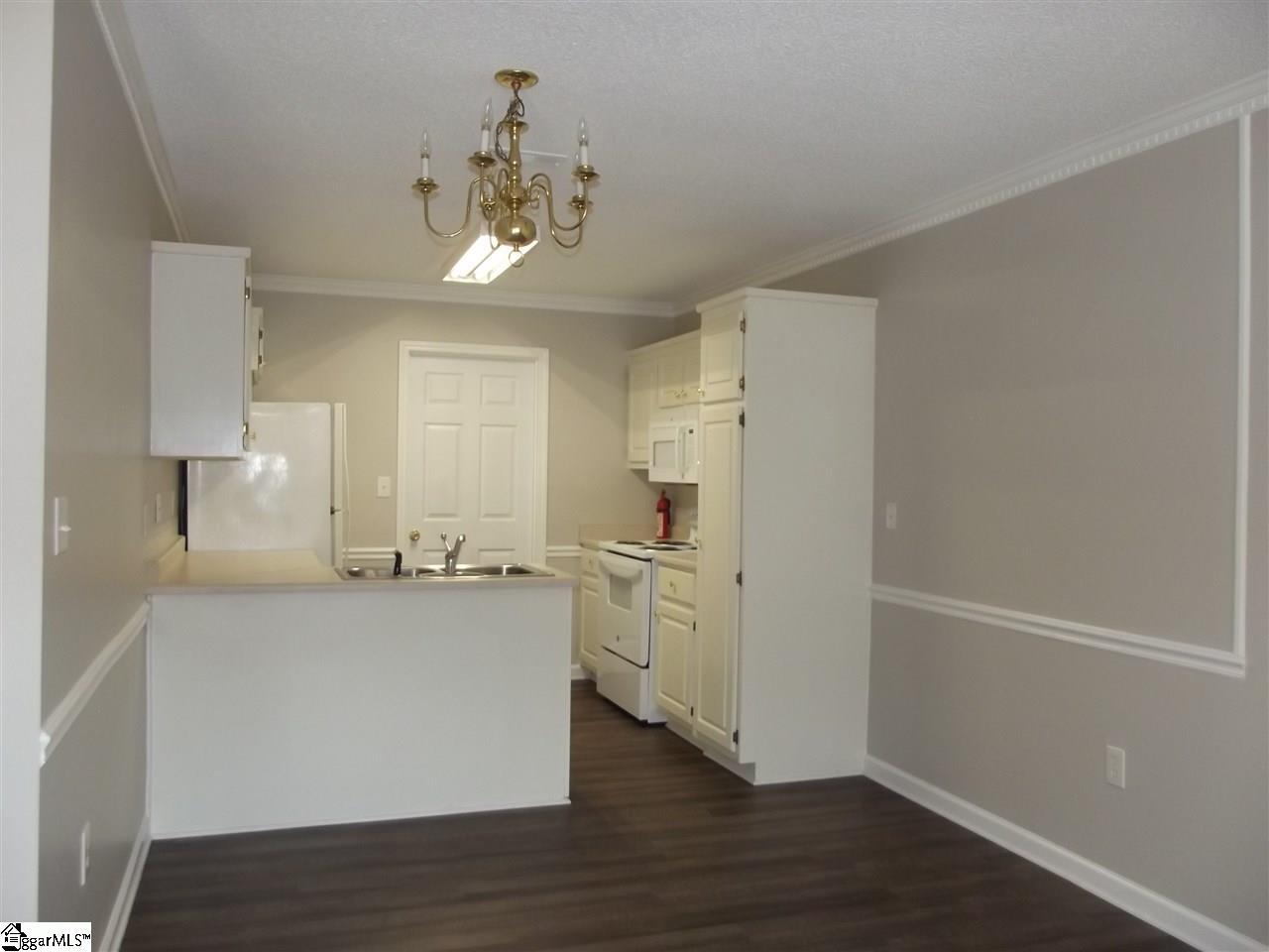 419 East Butler Road, Unit 15 Mauldin, SC 29662 - Photo 7 of 23 Gallery Image 7