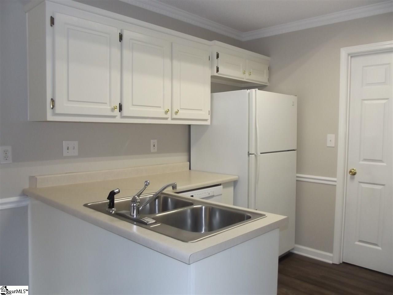 419 East Butler Road, Unit 15 Mauldin, SC 29662 - Photo 9 of 23 Gallery Image 9