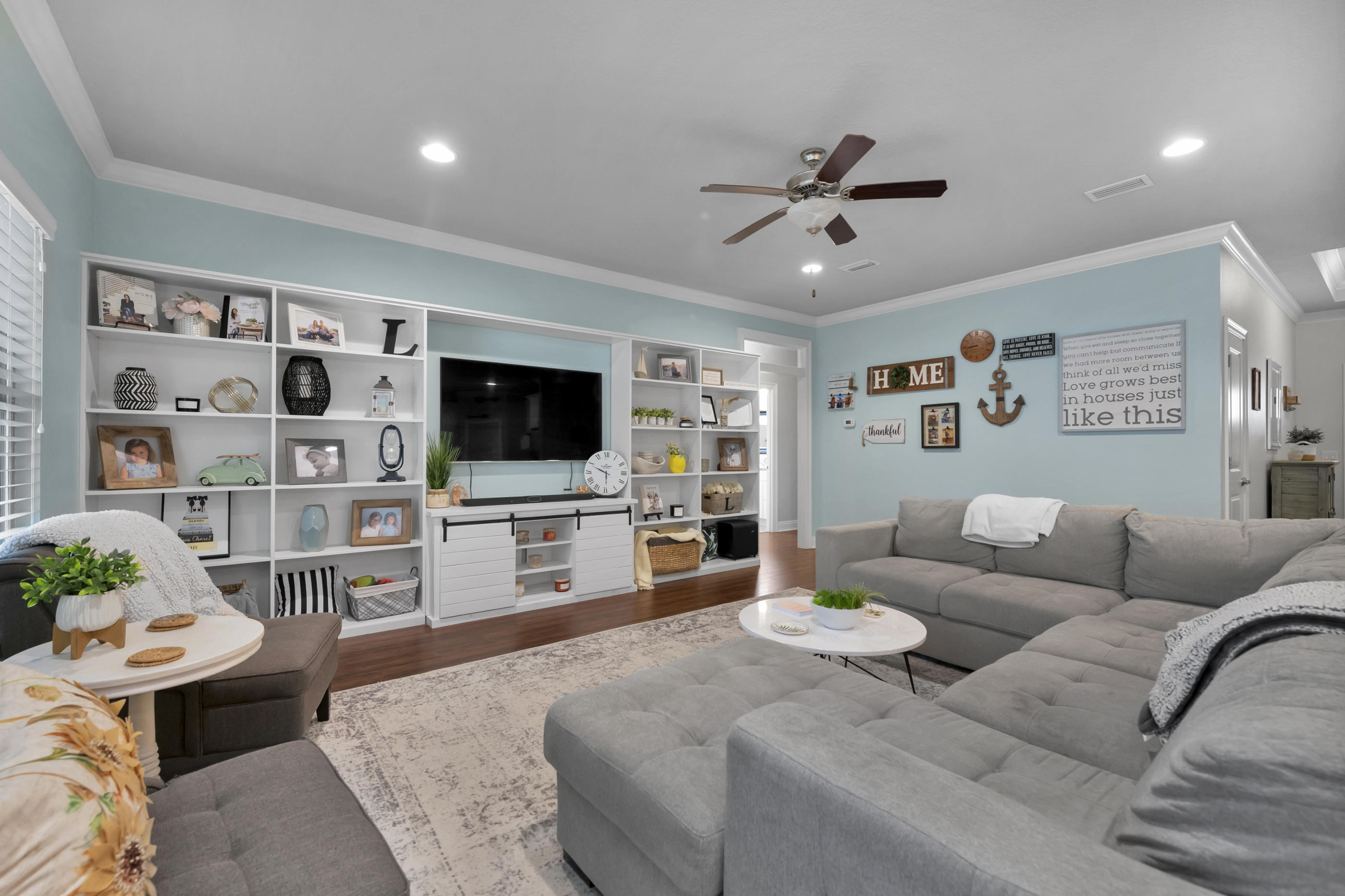9253 Ridge Road Navarre, FL 32566 - Photo 7 of 28 Gallery Image 7