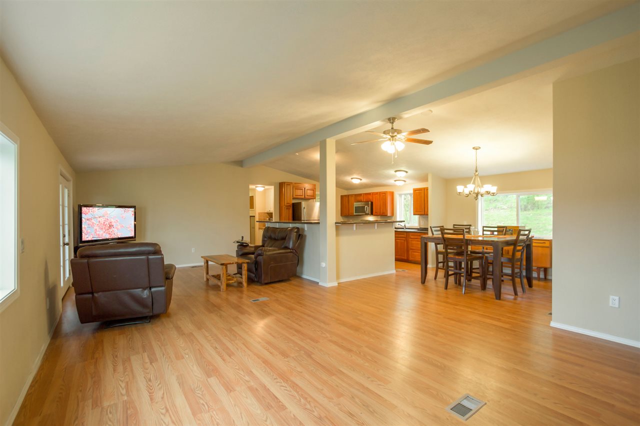11209 South Murphy Road Cheney, WA 99004 - Photo 2 of 20