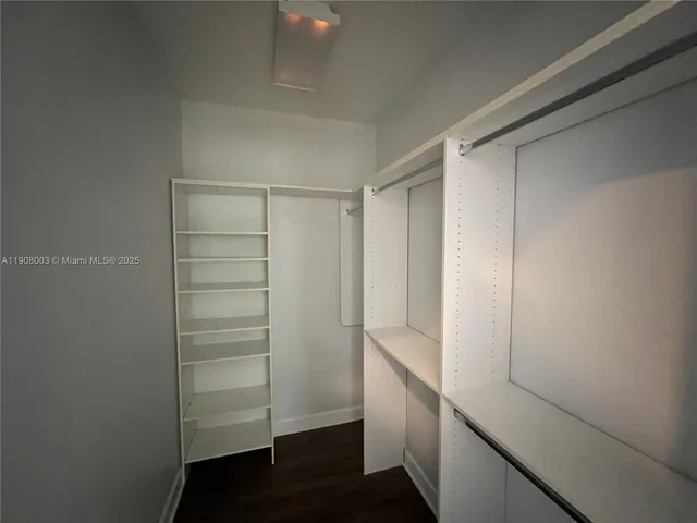 a view of walk in closet