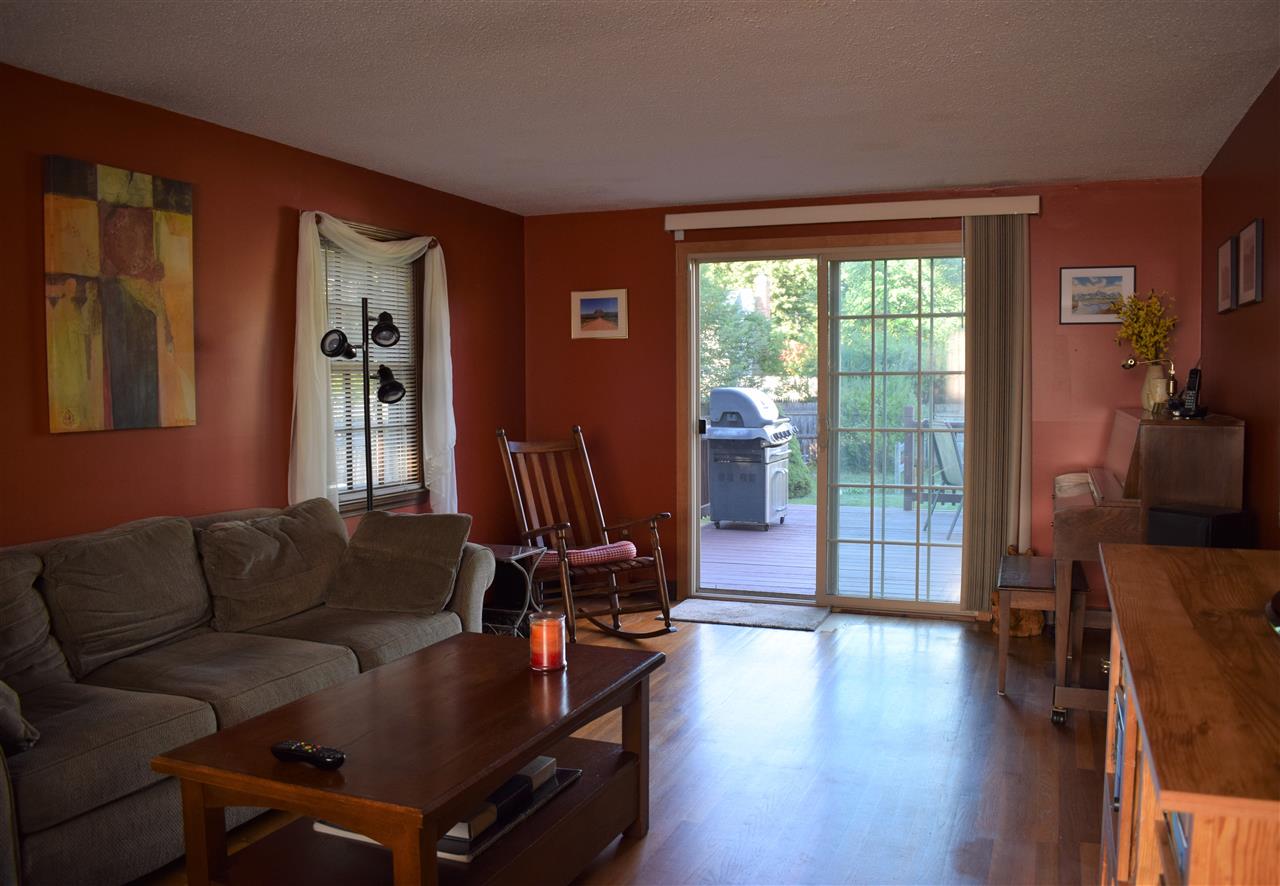 91 Searles Road Nashua, NH 03062 - Photo 14 of 38