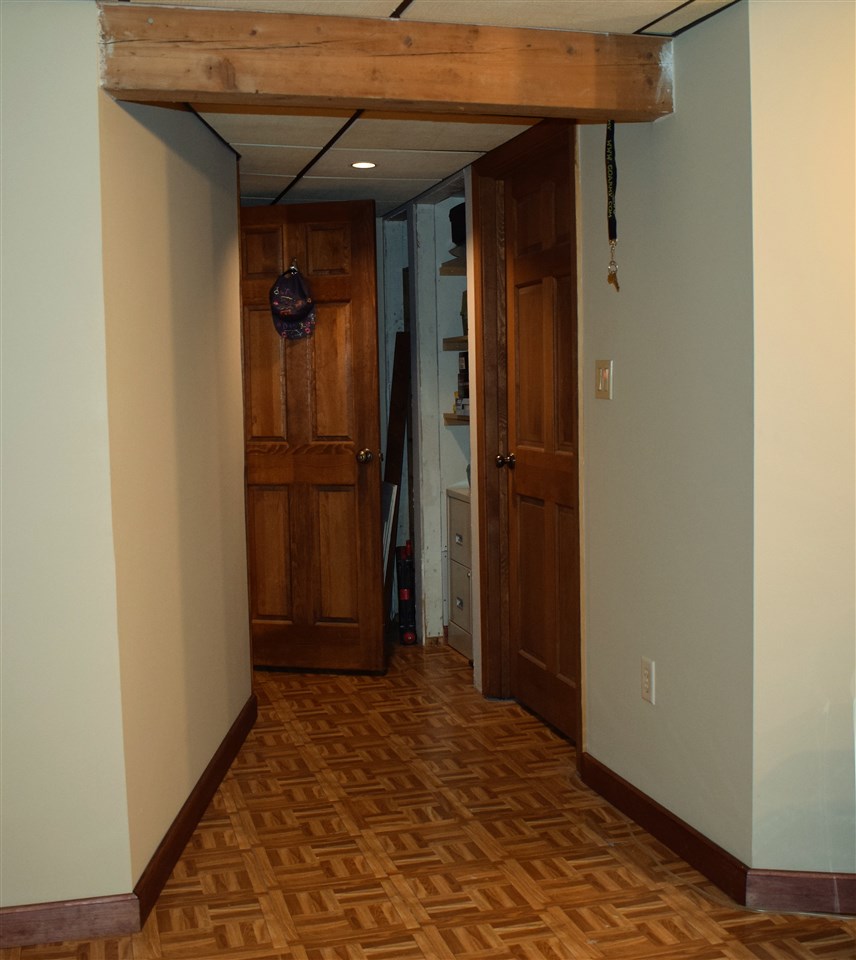 91 Searles Road Nashua, NH 03062 - Photo 29 of 38