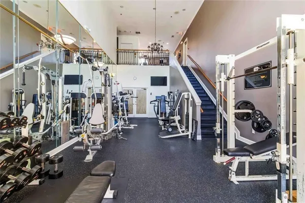$340,000 | 3777 Peachtree Road Northeast, Unit 533, Brookhaven, GA 30319