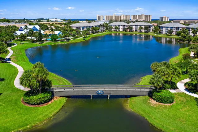 $2,400 | 353 Highway 1, Unit B102, Jupiter, FL 33477