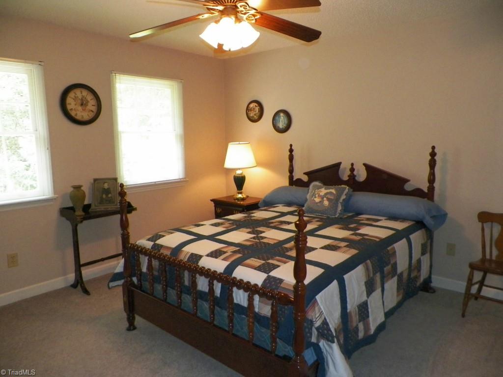 429 Ridgeway Lane Lexington, NC 27295 - Photo 22 of 29 Gallery Image 22
