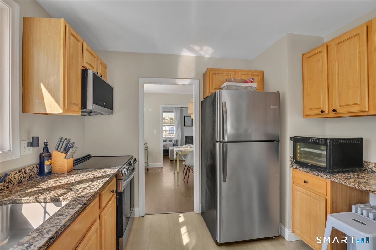 230 Farm Hill Road Middletown, CT 06457 - Photo 8 of 30 Gallery Image 8