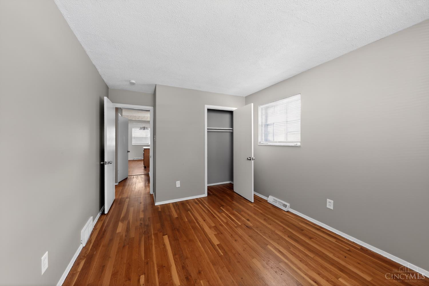 5511 Muddy Creek Road Cincinnati, OH 45238 - Photo 12 of 29