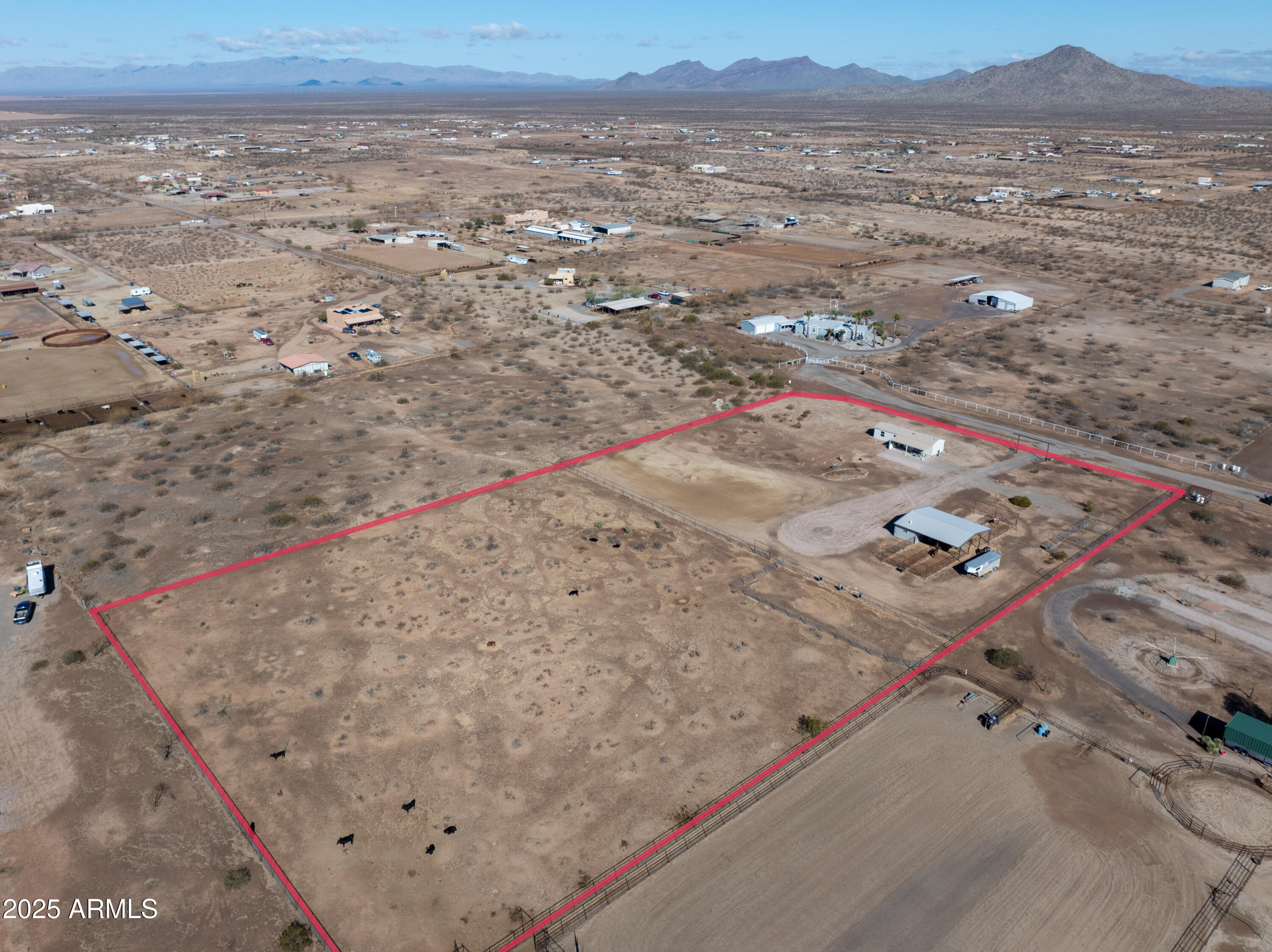 45409 West Luray Road Wickenburg, AZ 85390 - Photo 25 of 26 view of city and mountain view in back