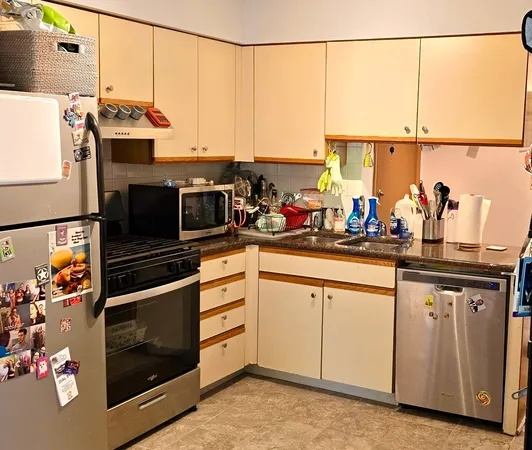 $1,900 | 1 Cedar Court, Unit 4, Vernon Hills, IL 60061