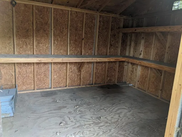 a view of walk in closet