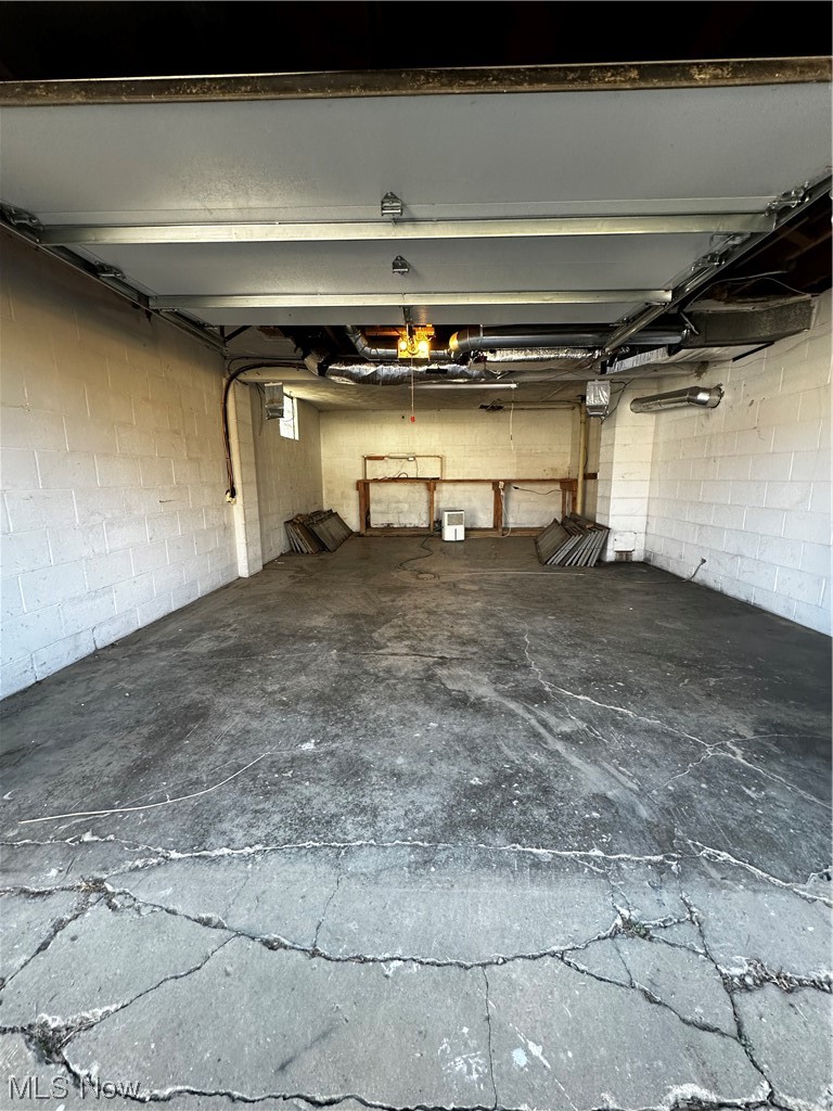 50267 Carroll Road Calcutta, OH 43920 - Photo 19 of 21 View of garage