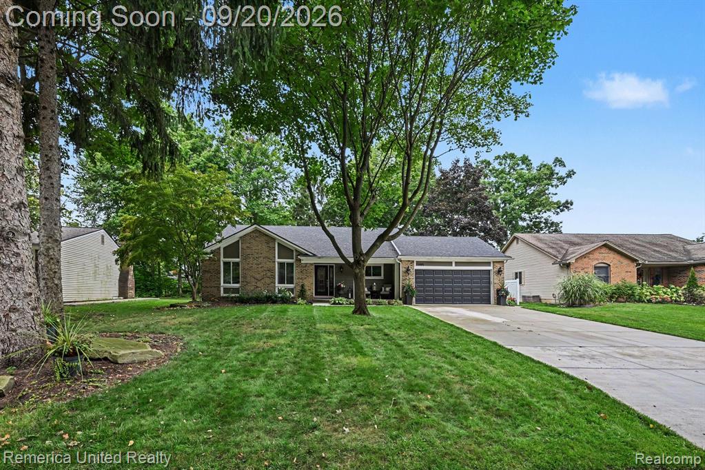 21995 Sunflower Road Novi, MI 48375 - Photo 2 of 28 Gallery Image 2