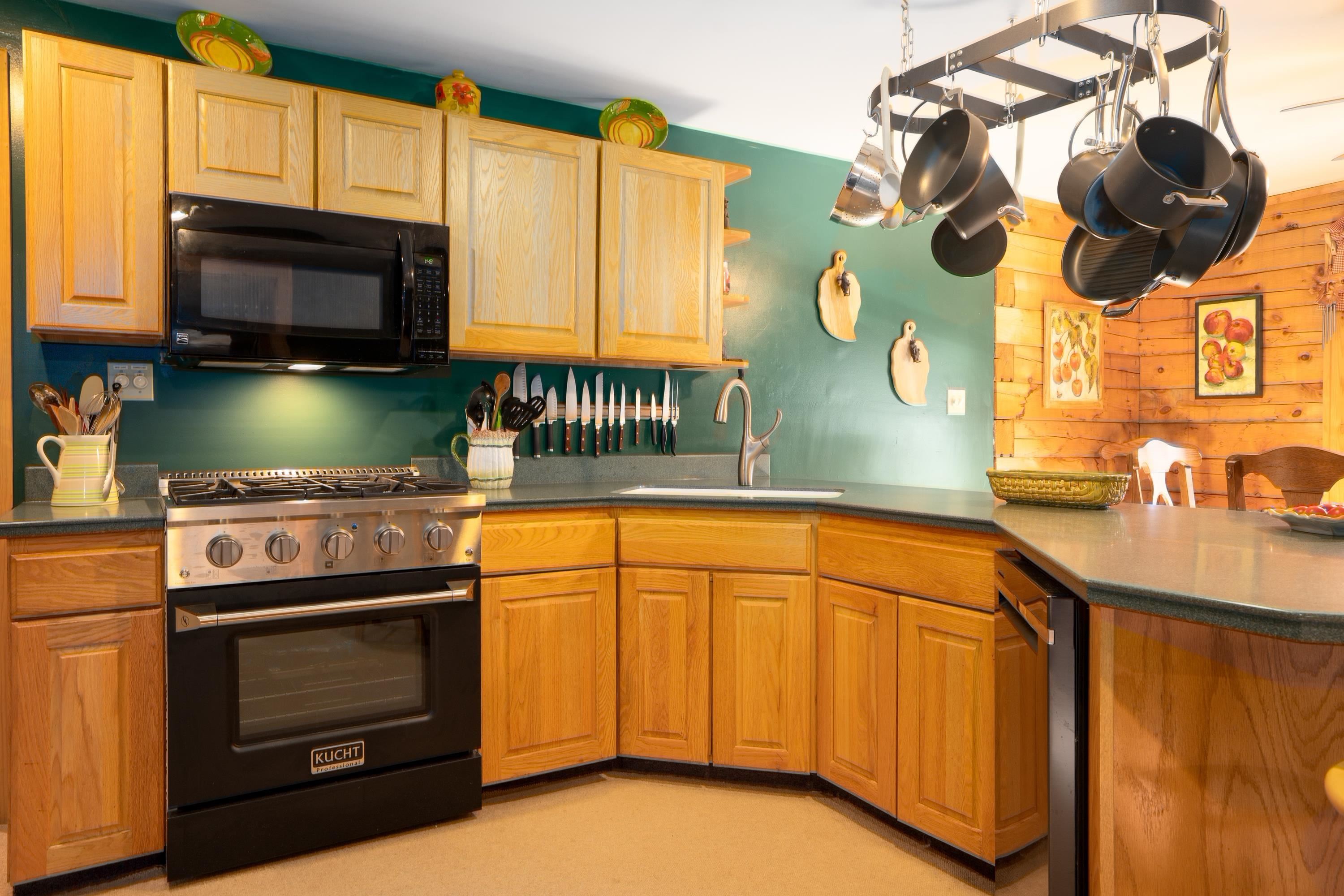 4880 Pikes Falls Road Jamaica, VT 05343 - Photo 13 of 39