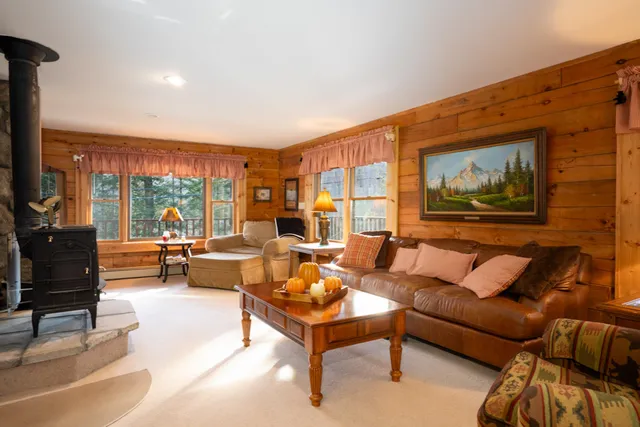 $890,000 | 4880 Pikes Falls Road, Jamaica, VT 05343