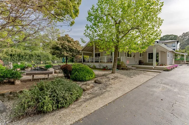 $4,800 | 8054 Horseshoe Bar Road, Loomis, CA 95650