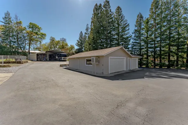 $4,800 | 8054 Horseshoe Bar Road, Loomis, CA 95650