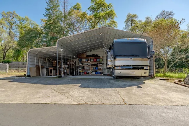 $4,800 | 8054 Horseshoe Bar Road, Loomis, CA 95650