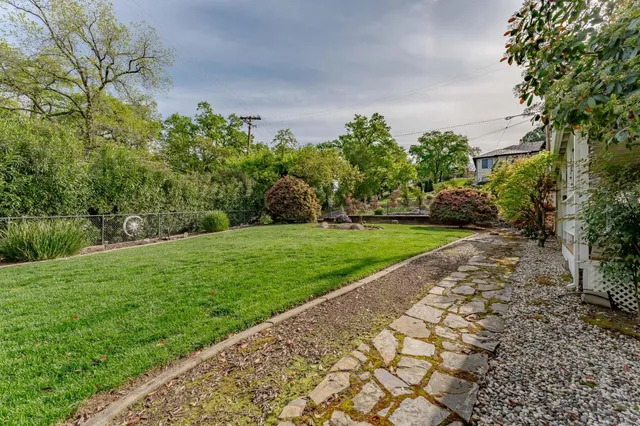 $4,800 | 8054 Horseshoe Bar Road, Loomis, CA 95650