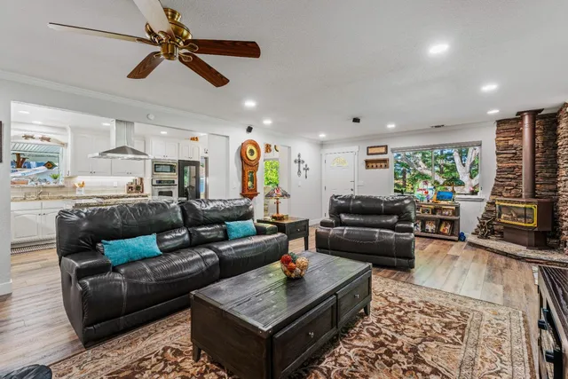 $4,800 | 8054 Horseshoe Bar Road, Loomis, CA 95650