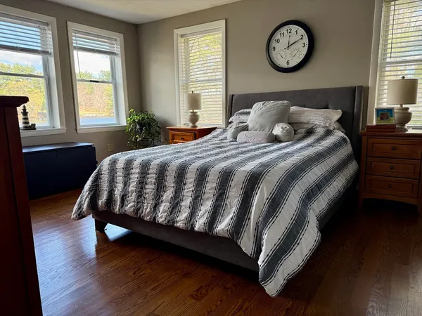 $3,300 | 12 Oak Lane, Unit 1, Spencer, MA 01562