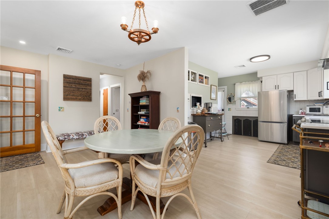 35 Post Road Westerly, RI 02891 - Photo 7 of 23