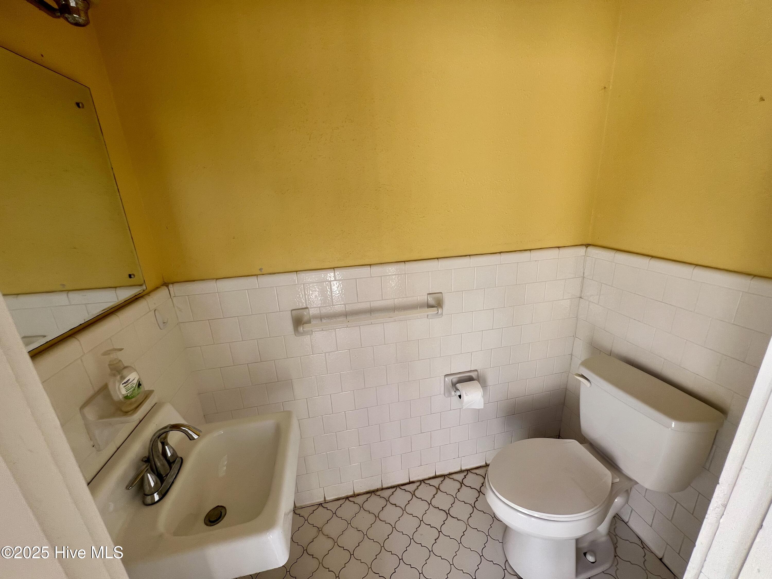 212 Wilshire Boulevard North Wilson, NC 27893 - Photo 31 of 36 IMG_3883