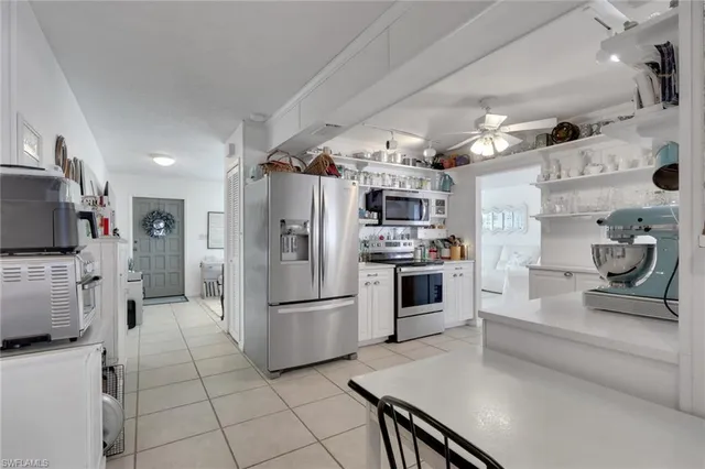 $939,000 | 605 101st Avenue North, Naples, FL 34108