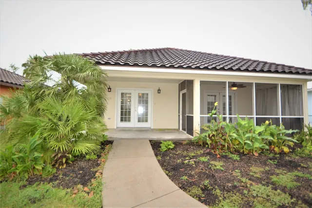 $1,800 | 278 Debbie Lane, San Leon, TX 77539