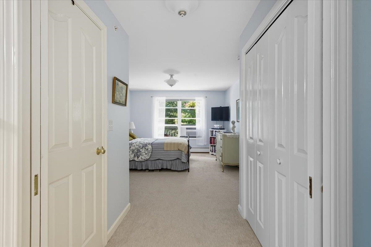 45 Claire Point Road Burlington, VT 05408 - Photo 14 of 35