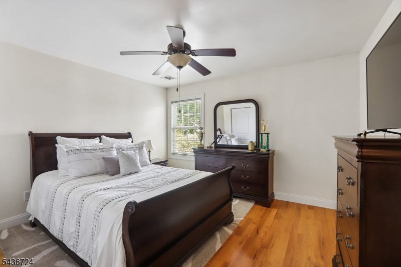 230 Birchwood Road Linden, NJ 07036 - Photo 16 of 27