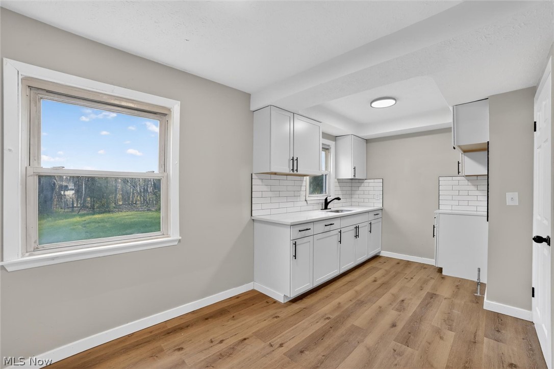 303 South Green Road Cleveland, OH 44121 - Photo 7 of 32