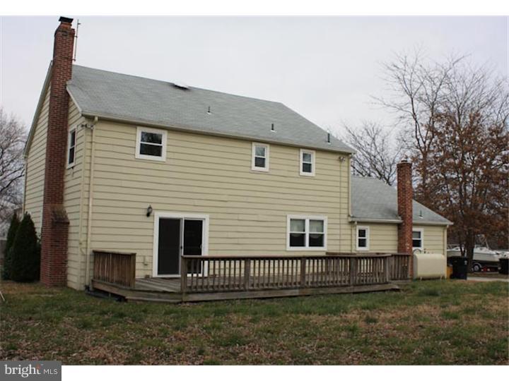 7 Briarhill Road Berlin, NJ 08009 - Photo 3 of 12 Gallery Image 3